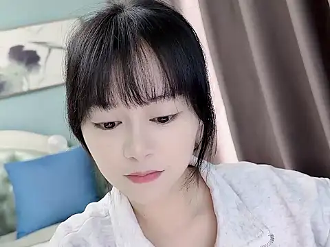 Snapshot of sarah111 chatting on October 25, 2025, 2:33 am sarah111 online show from October 25, 2025, 2:33 am