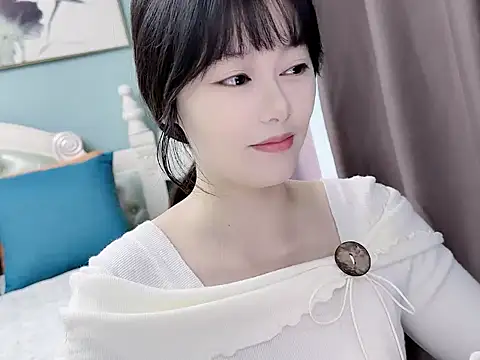 Snapshot of sarah111 chatting on October 19, 2025, 2:25 am sarah111 online show from October 19, 2025, 2:25 am