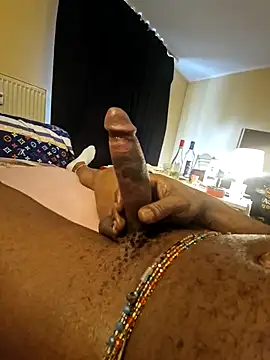 Snapshot of solofe19 chatting on October 10, 2025, 9:10 am solofe19 online show from October 10, 2025, 9:10 am