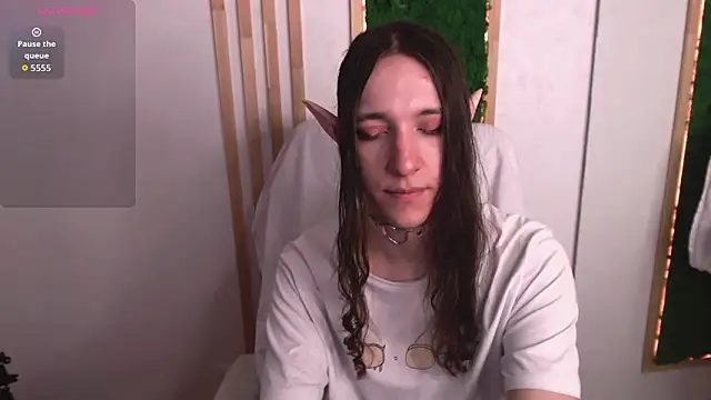 Snapshot of SilverMuse chatting on January 31, 2026, 10:52 pm SilverMuse online show from January 31, 2026, 10:52 pm