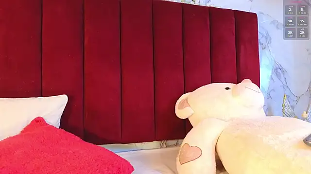 PrincePoppy online show from November 11, 2025, 8:58 pm