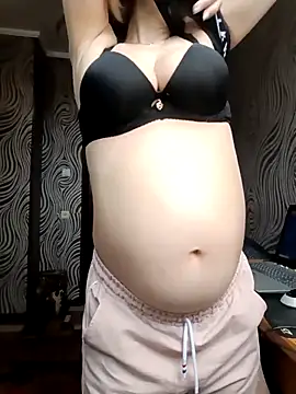 Snapshot of Lissa213 chatting on October 17, 2025, 9:12 am Lissa213 online show from October 17, 2025, 9:12 am