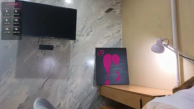 Snapshot of miss_bubbles_ chatting on October 5, 2025, 12:23 am miss bubbles online show from October 5, 2025, 12:23 am