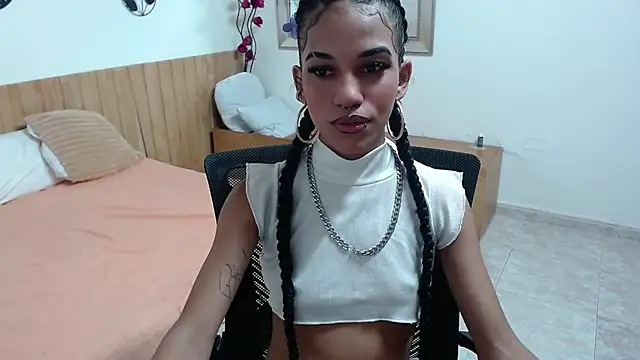Snapshot of KittyLove_s chatting on May 28, 2026, 4:13 pm KittyLove s online show from May 28, 2026, 4:13 pm