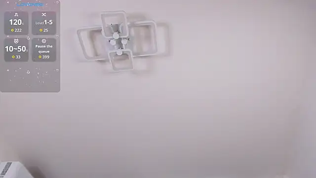 OdelynaFrake online show from December 19, 2025, 11:23 am