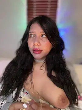 snow doll online show from October 9, 2025, 9:15 pm