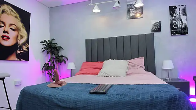 Snapshot of niko_kael chatting on February 8, 2026, 3:48 am niko kael online show from February 8, 2026, 3:48 am