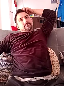 Snapshot of Bradd_32 chatting on July 2, 2026, 4:57 pm Bradd 32 online show from July 2, 2026, 4:57 pm