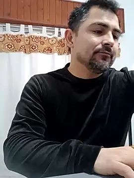 Snapshot of Bradd_32 chatting on June 29, 2026, 11:54 am Bradd 32 online show from June 29, 2026, 11:54 am