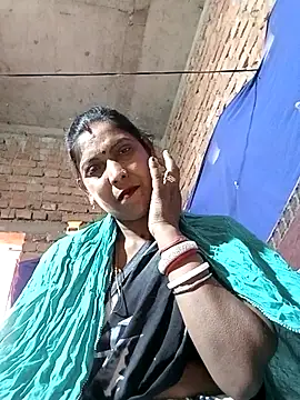 Snapshot of Savita992 chatting on February 9, 2026, 5:38 am Savita992 online show from February 9, 2026, 5:38 am