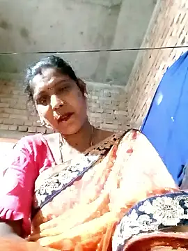 Snapshot of Savita992 chatting on February 2, 2026, 8:13 am Savita992 online show from February 2, 2026, 8:13 am