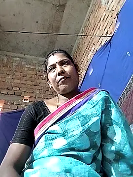 Snapshot of Savita992 chatting on February 1, 2026, 7:17 am Savita992 online show from February 1, 2026, 7:17 am