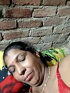 Snapshot of Savita992 chatting on September 29, 2025, 6:02 pm Savita992 online show from September 29, 2025, 6:02 pm