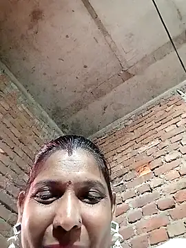 Snapshot of Savita992 chatting on October 4, 2025, 5:53 am Savita992 online show from October 4, 2025, 5:53 am