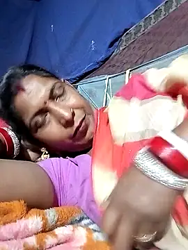 Snapshot of Savita992 chatting on February 17, 2026, 7:38 am Savita992 online show from February 17, 2026, 7:38 am