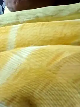 Snapshot of Savita992 chatting on September 28, 2025, 5:53 pm Savita992 online show from September 28, 2025, 5:53 pm