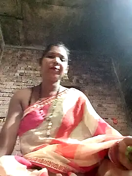 Snapshot of Savita992 chatting on September 19, 2025, 3:49 pm Savita992 online show from September 19, 2025, 3:49 pm