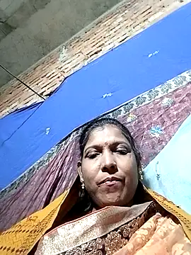 Savita992 online show from November 17, 2025, 11:20 pm