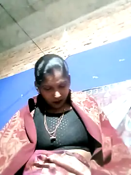 Savita992 online show from November 25, 2025, 2:28 pm