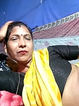 Snapshot of Savita992 chatting on February 3, 2026, 6:22 am Savita992 online show from February 3, 2026, 6:22 am