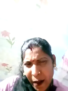 Snapshot of Savita992 chatting on February 16, 2026, 6:17 pm Savita992 online show from February 16, 2026, 6:17 pm