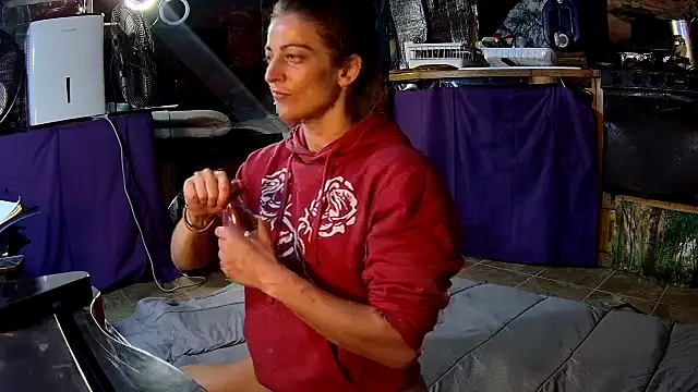 Snapshot of aquafoxy chatting on October 1, 2025, 4:39 am aquafoxy online show from October 1, 2025, 4:39 am