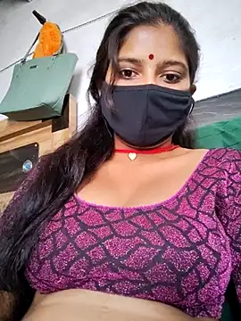 Daisygirl9 online show from May 4, 2026, 8:06 am