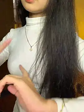 Nhinhi18 online show from February 10, 2026, 3:00 pm