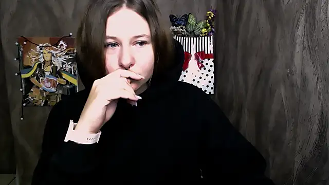 Snapshot of Linda_S_ chatting on September 25, 2025, 9:15 am Linda S online show from September 25, 2025, 9:15 am