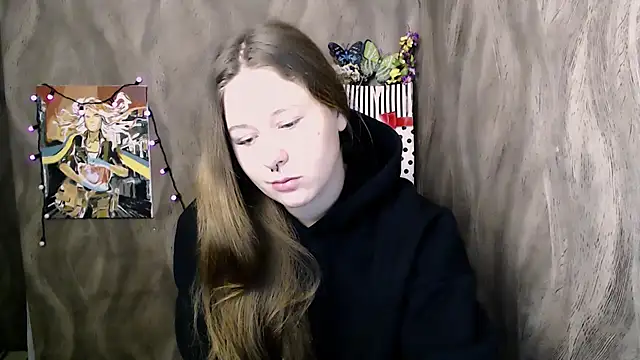 Snapshot of Linda_S_ chatting on October 2, 2025, 9:34 am Linda S online show from October 2, 2025, 9:34 am