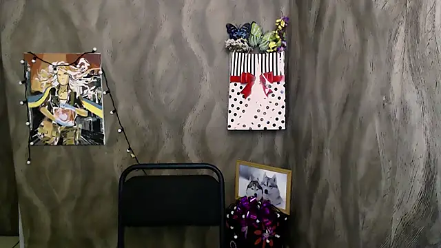 Snapshot of Linda_S_ chatting on September 30, 2025, 10:10 am Linda S online show from September 30, 2025, 10:10 am