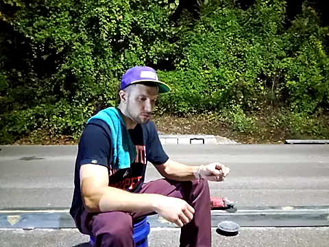 sloppytopkins online show from September 29, 2025, 3:57 am