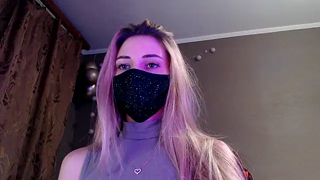 Iris lave online show from November 25, 2025, 3:56 pm