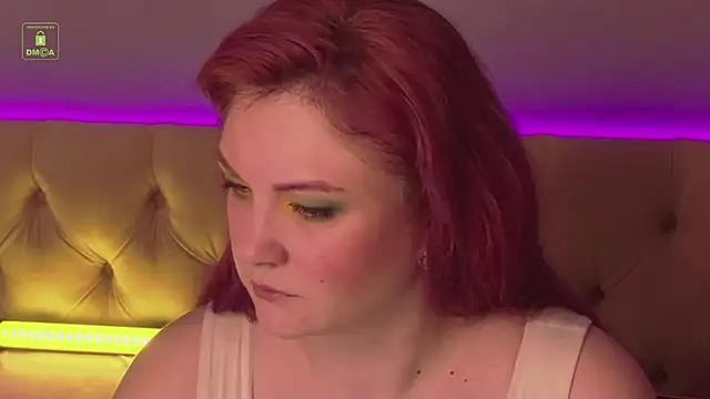 Snapshot of QuincyPines chatting on October 27, 2025, 4:24 am QuincyPines online show from October 27, 2025, 4:24 am