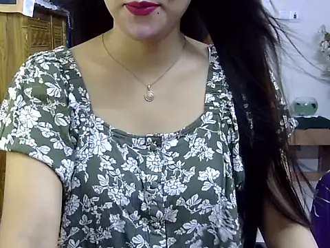 Snapshot of Obonti_2000 chatting on October 27, 2025, 5:14 pm Obonti 2000 online show from October 27, 2025, 5:14 pm