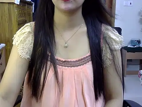 Snapshot of Obonti_2000 chatting on October 21, 2025, 5:01 pm Obonti 2000 online show from October 21, 2025, 5:01 pm