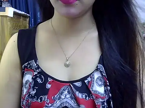 Snapshot of Obonti_2000 chatting on October 18, 2025, 4:53 pm Obonti 2000 online show from October 18, 2025, 4:53 pm