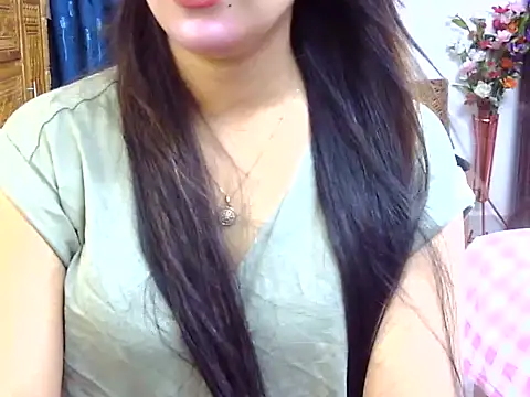 Snapshot of Obonti_2000 chatting on September 22, 2025, 12:55 pm Obonti 2000 online show from September 22, 2025, 12:55 pm