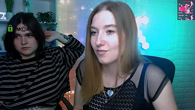 Snapshot of lorraine_carter chatting on September 23, 2025, 11:12 pm lorraine carter online show from September 23, 2025, 11:12 pm