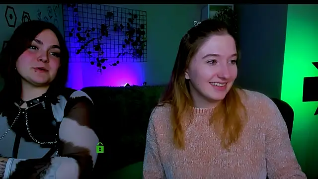 Snapshot of lorraine_carter chatting on October 12, 2025, 10:44 pm lorraine carter online show from October 12, 2025, 10:44 pm