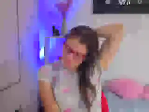 Snapshot of Camila-ventura chatting on November 12, 2025, 7:51 pm Camila-ventura online show from November 12, 2025, 7:51 pm