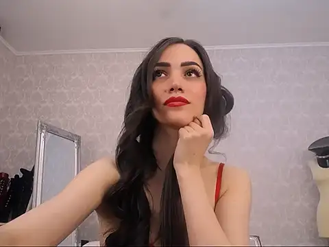 AlienaMoore online show from October 5, 2025, 6:42 pm