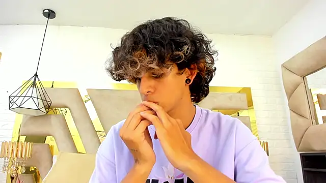 Ibratxandy online show from September 29, 2025, 8:03 pm