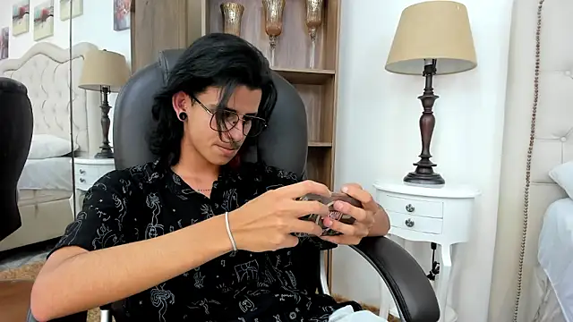 Ibratxandy online show from February 20, 2026, 7:49 pm