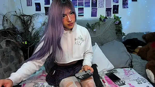  viollette  online show from February 10, 2026, 11:59 pm