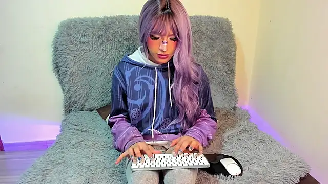  viollette  online show from December 1, 2025, 1:50 am