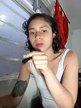 Snapshot of Tendercouple1 chatting on October 12, 2025, 10:55 pm Tendercouple1 online show from October 12, 2025, 10:55 pm