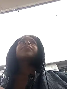 Snapshot of Tendercouple1 chatting on October 10, 2025, 8:31 pm Tendercouple1 online show from October 10, 2025, 8:31 pm