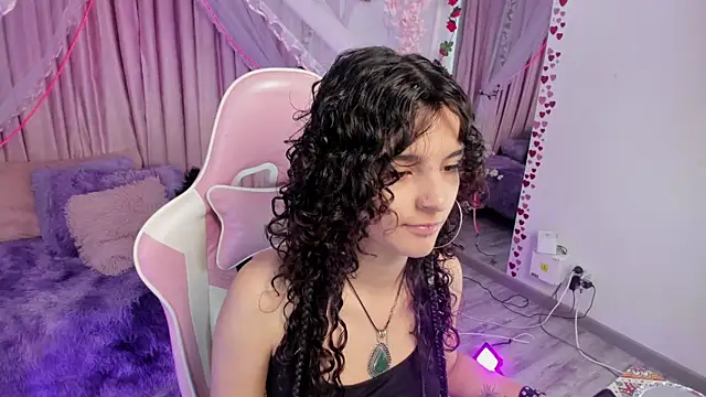 bunny curly online show from September 13, 2025, 12:27 pm