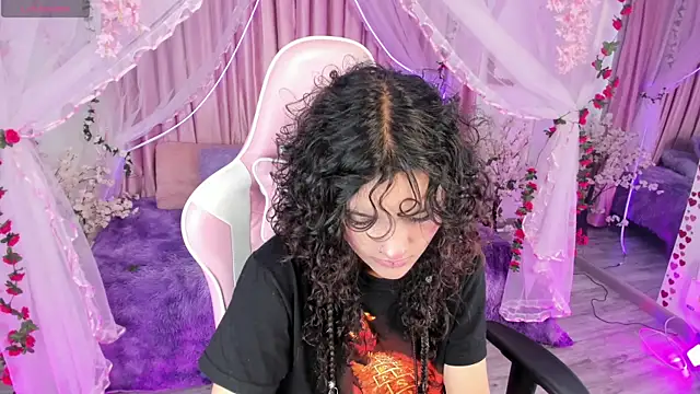 bunny curly online show from September 15, 2025, 1:11 pm